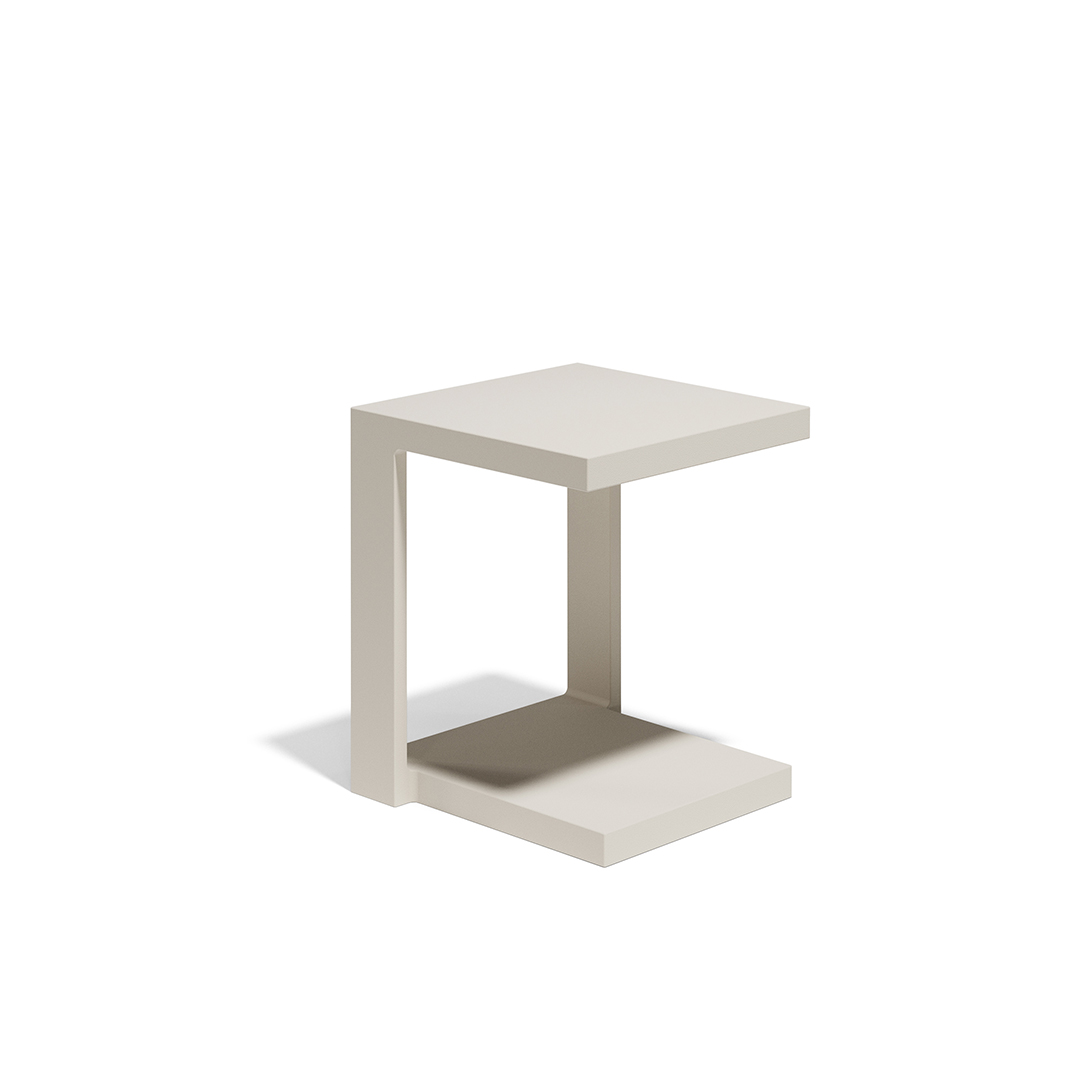 GATSBY SUNBED TABLE by Ramón Esteve | Vondom Products